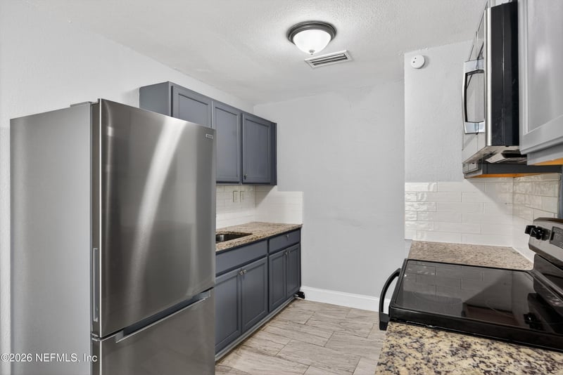 3425 Greenbrier Dr, Jacksonville, FL 32254