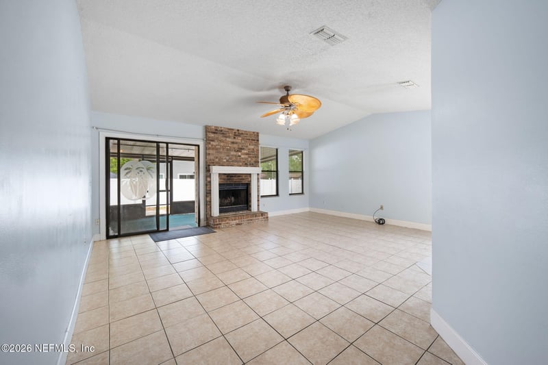 8121 Morristown Trl, Jacksonville, FL 32244