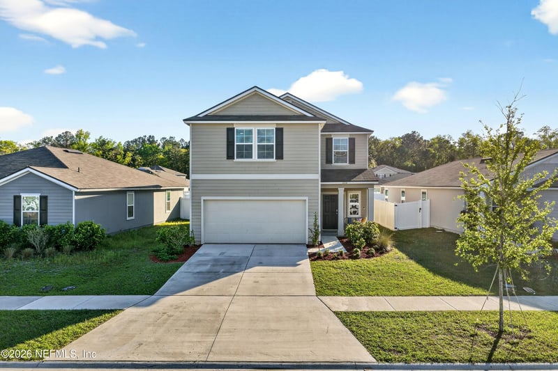 2230 Falling Star Ln, Green Cove Springs, FL 32043