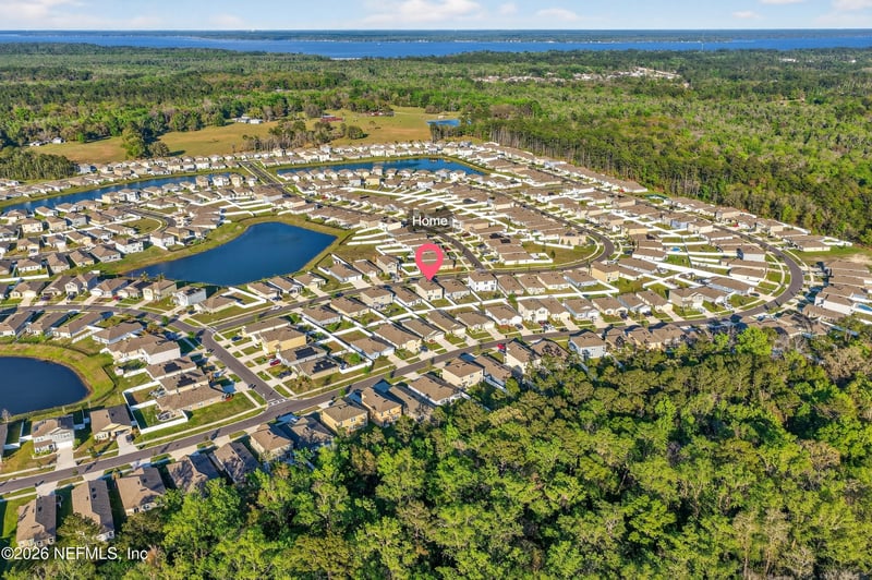 2230 Falling Star Ln, Green Cove Springs, FL 32043