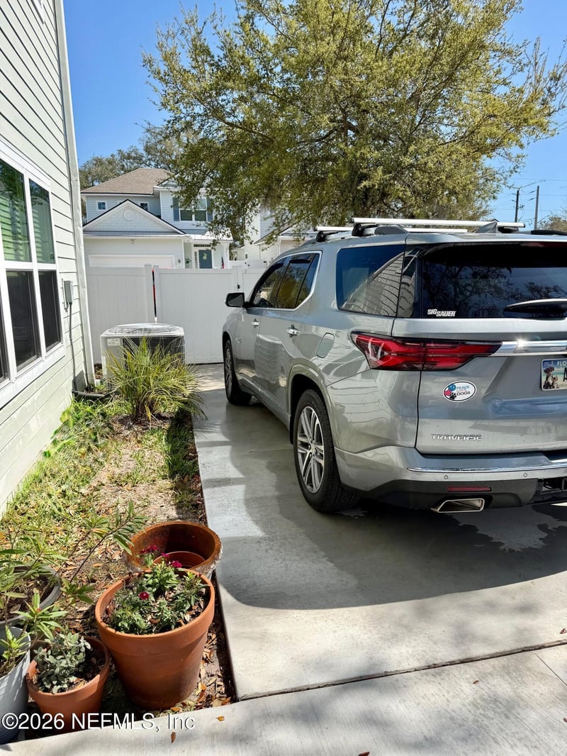 2258 Sandy Bay Ln, Jacksonville, FL 32233