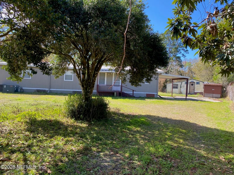 133 Sportsman Rd, Satsuma, FL 32189