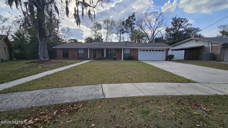 1720 Bay Cir, Orange Park, FL 32073