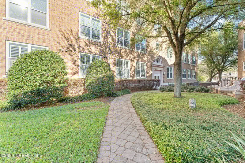 2525 College St #2304, Jacksonville, FL 32204