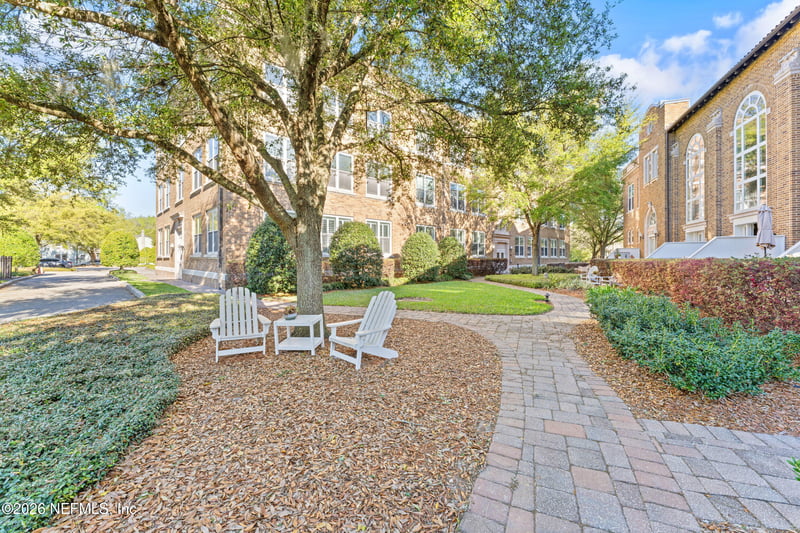 2525 College St #2304, Jacksonville, FL 32204