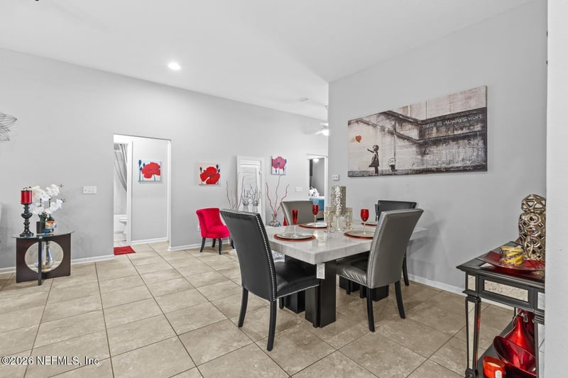 15716 Twin Creek Dr, Jacksonville, FL 32218