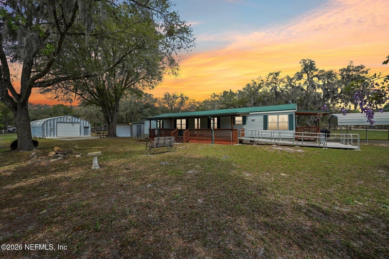 128 Sesame St, Middleburg, FL 32068