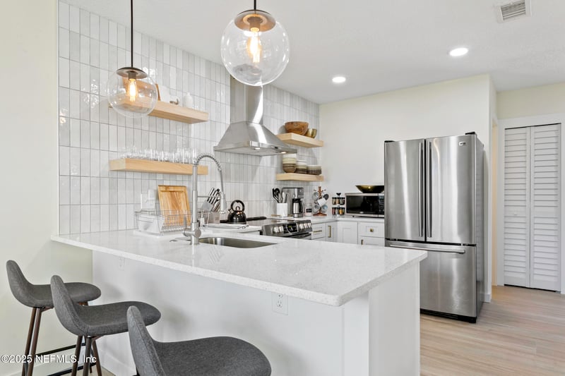 115 15th Ave #B, Jacksonville Beach, FL 32250