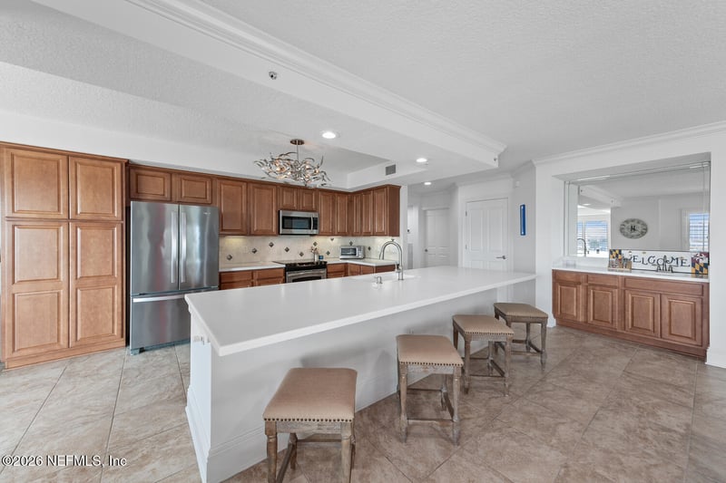 932 1st St #501, Jacksonville Beach, FL 32250