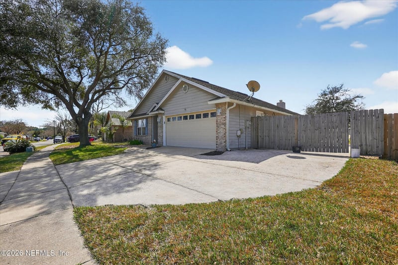 1224 Blue Eagle Trl, Jacksonville, FL 32225