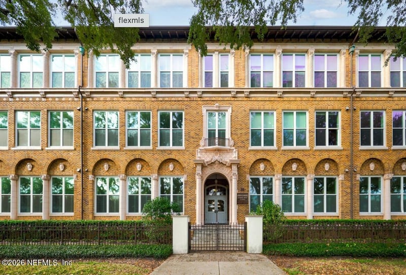 2525 College St #2304, Jacksonville, FL 32204