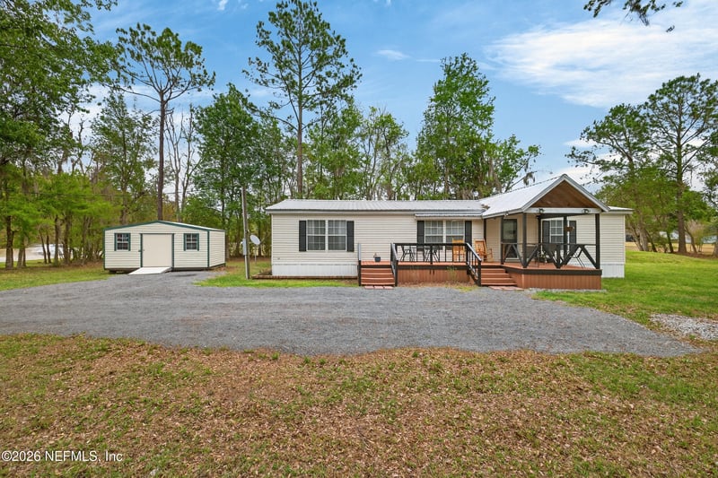 2858 233rd St, Lawtey, FL 32058