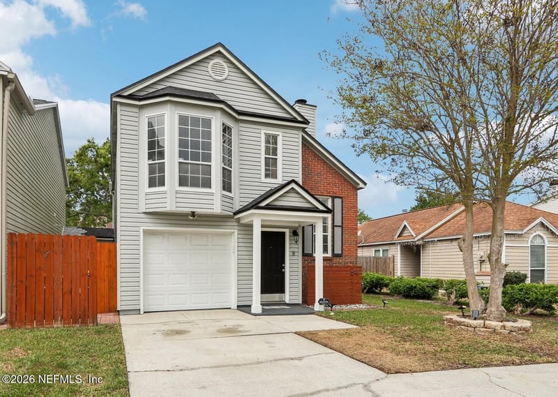 598 Staffordshire Dr, Jacksonville, FL 32225