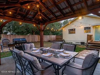 6453 Wayne St, St Petersburg, FL 33702