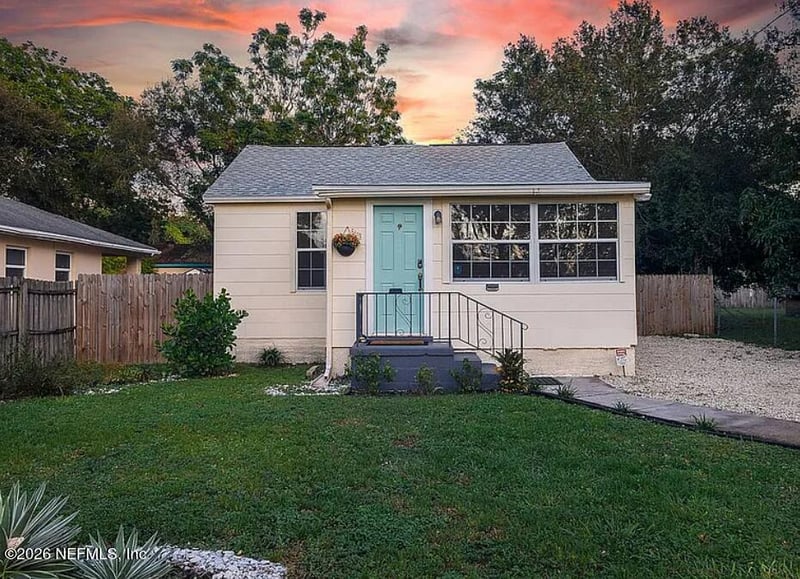 6453 Wayne St, St Petersburg, FL 33702