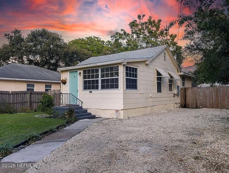 6453 Wayne St, St Petersburg, FL 33702