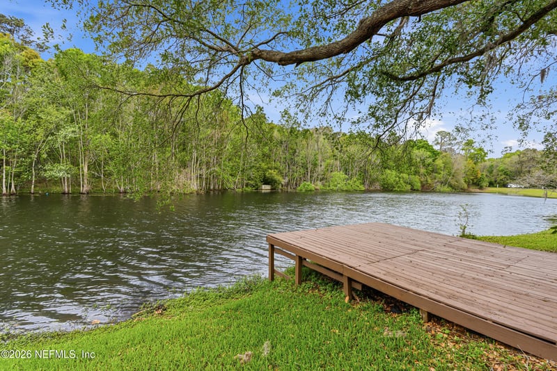 1132 Creeks Ridge Rd, Jacksonville, FL 32225