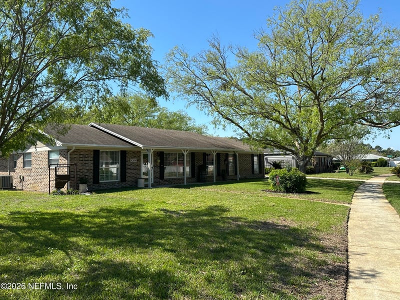 8208 Worm Wood Rd, Jacksonville, FL 32210