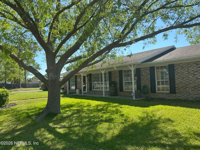 8208 Worm Wood Rd, Jacksonville, FL 32210