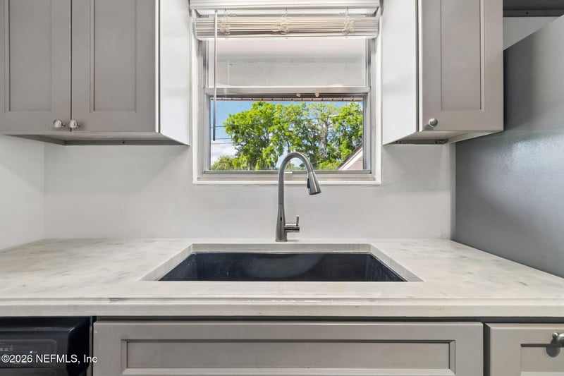 5550 Darlow Ave, Jacksonville, FL 32277