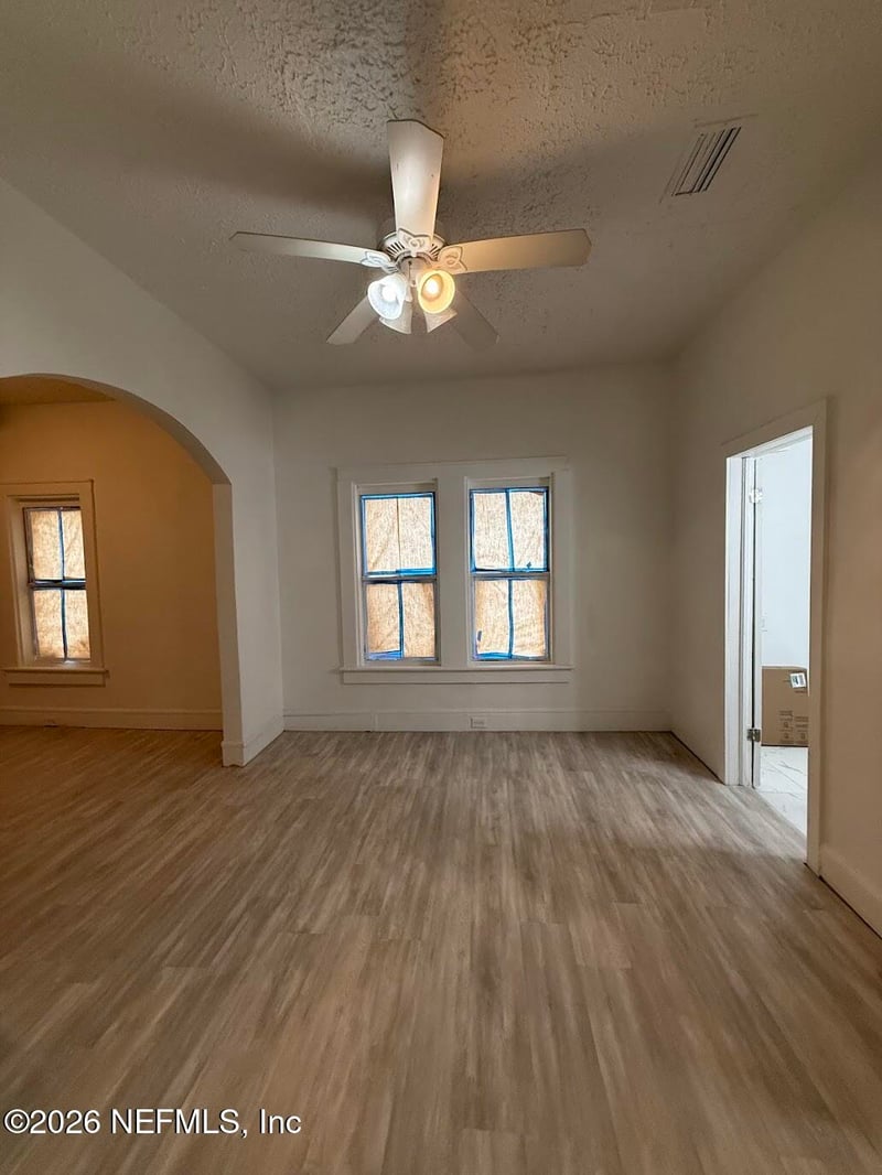 1555 6th St, Jacksonville, FL 32209