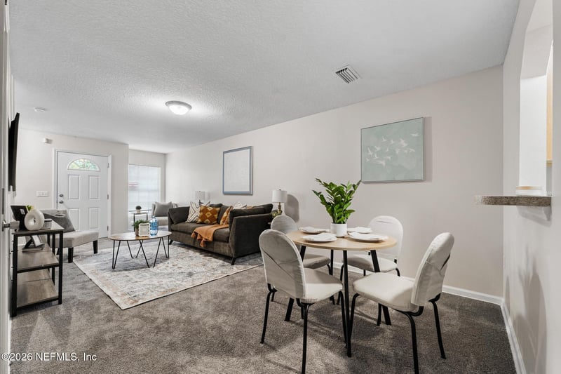 8446 Mcgirts Village Ln, Jacksonville, FL 32210