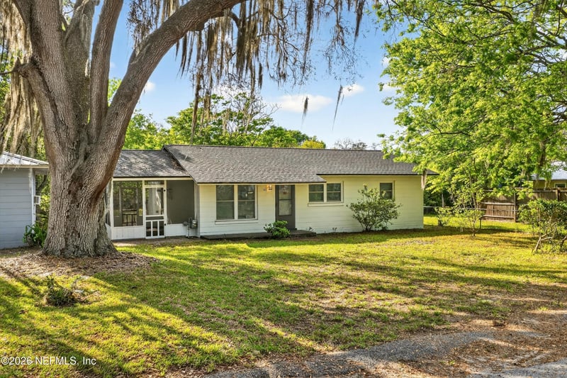 1814 Locust Ave, Palatka, FL 32177