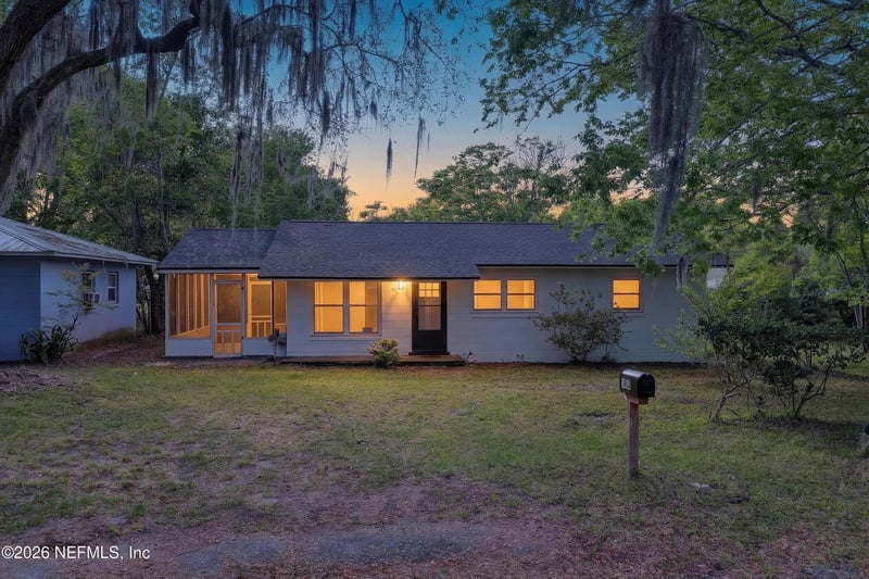 1814 Locust Ave, Palatka, FL 32177