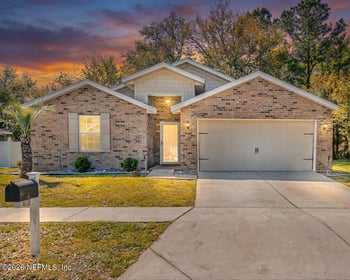 6110 Sands Pointe Dr, Macclenny, FL 32063