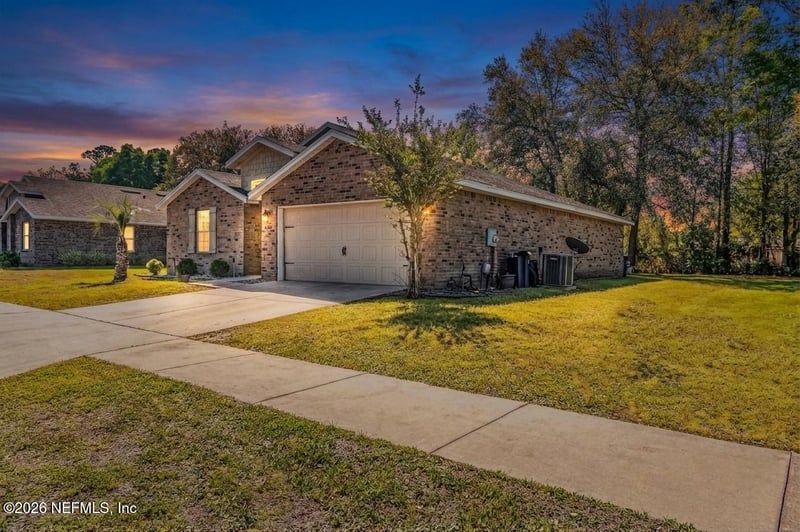 6110 Sands Pointe Dr, Macclenny, FL 32063