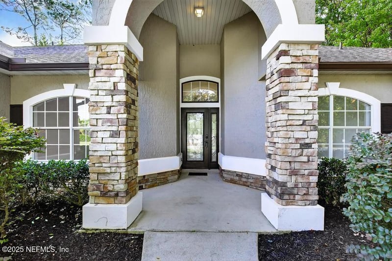 2693 Seneca Dr, St Johns, FL 32259