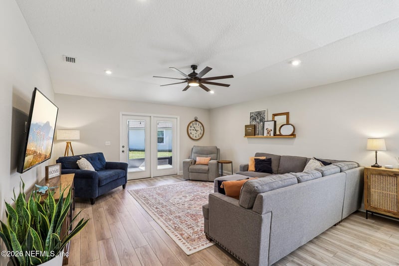 11993 Elderbank Dr, Jacksonville, FL 32256