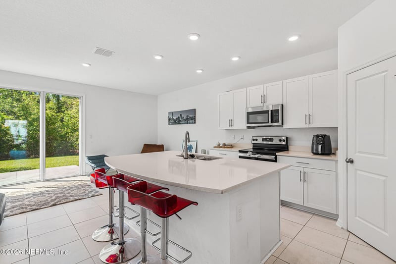 336 Annies Pl, Jacksonville, FL 32218