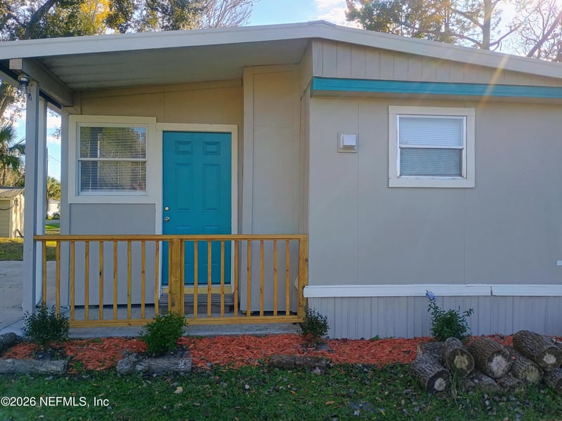 215 Pine Tree Trl, Crescent City, FL 32112