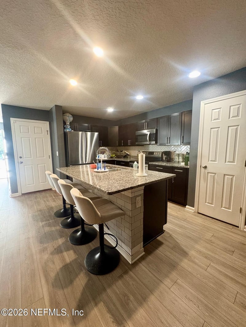 8441 Mc Glothlin St, Jacksonville, FL 32210