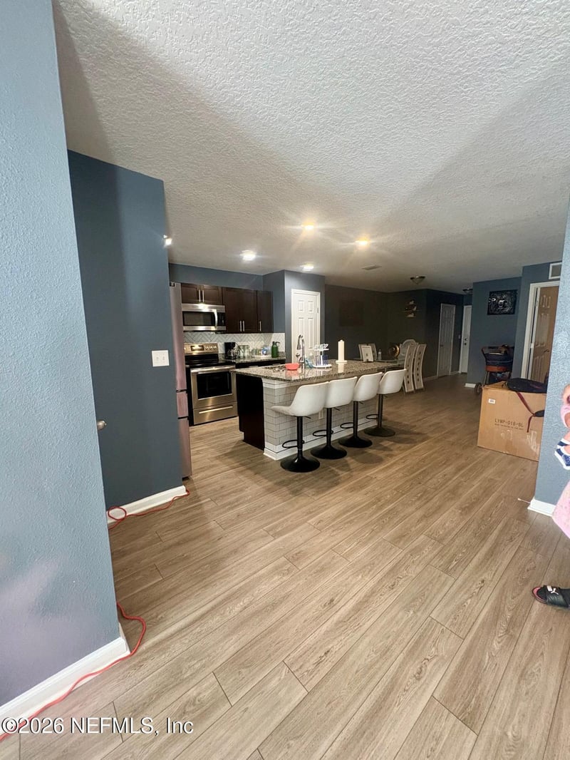 8441 Mc Glothlin St, Jacksonville, FL 32210