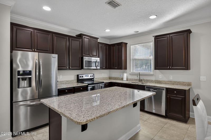 14556 Serenoa Dr, Jacksonville, FL 32258