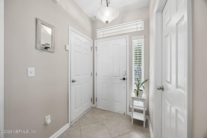 7100 Crispin Cove Dr, Jacksonville, FL 32258