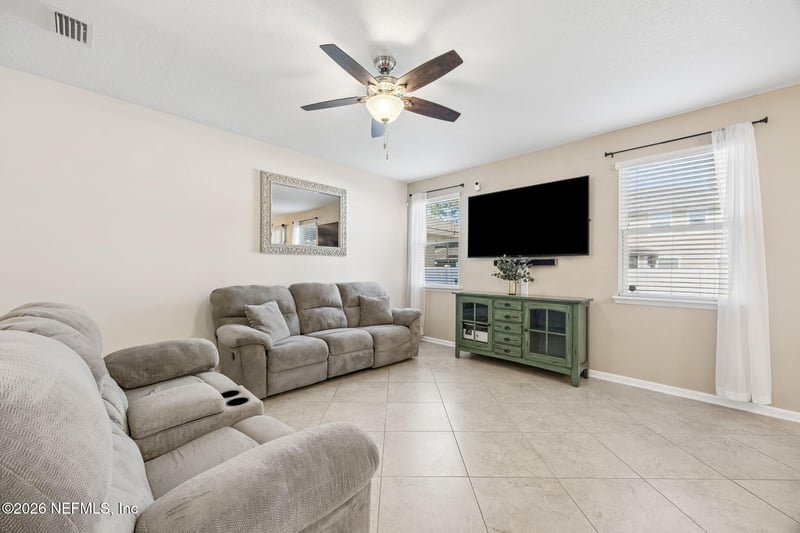 7100 Crispin Cove Dr, Jacksonville, FL 32258