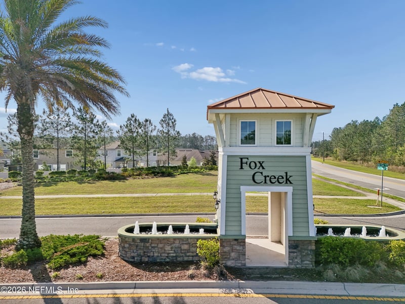 8076 Dancing Fox St, Jacksonville, FL 32222