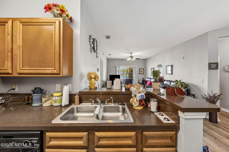 8215 Green Parrot Rd #106, Jacksonville, FL 32256