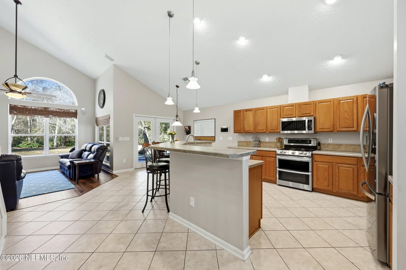 1264 Ribbon Rd, St Johns, FL 32259