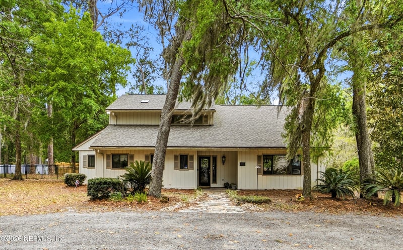 12852 Longview Dr, Jacksonville, FL 32223