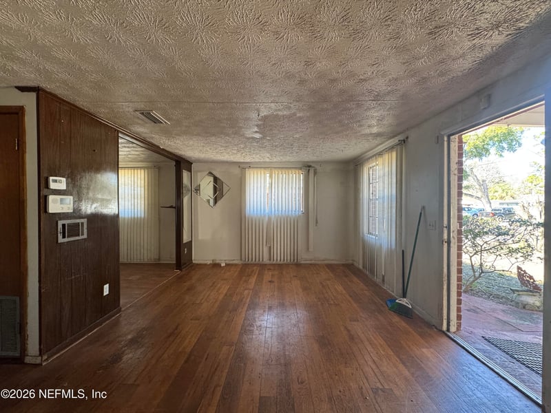 2560 Robert St, Jacksonville, FL 32209