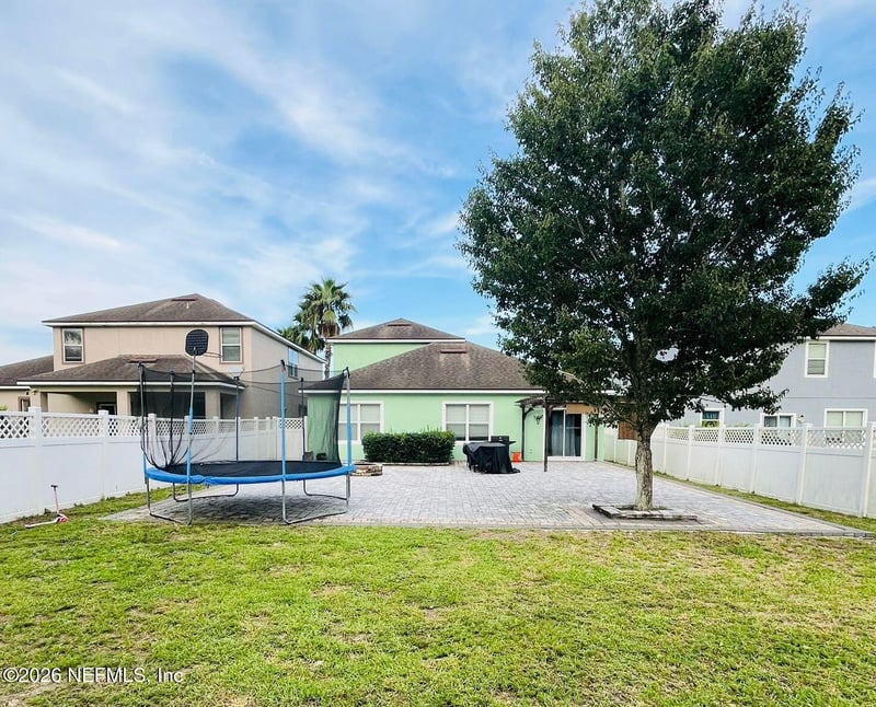 817 Sunny Stroll Dr, Middleburg, FL 32068