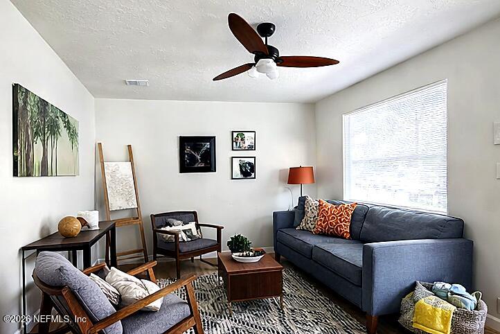 3130 Mell Ct, Jacksonville, FL 32254