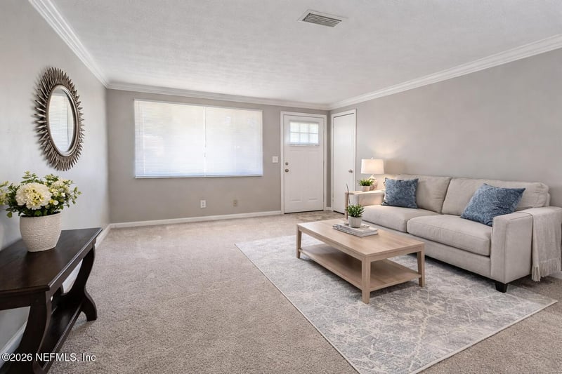 6978 Robert F Kennedy Cir, Jacksonville, FL 32209