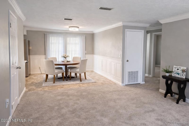 6978 Robert F Kennedy Cir, Jacksonville, FL 32209