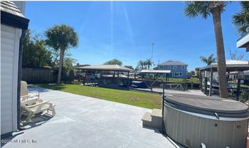 4258 Seabreeze Dr, Jacksonville, FL 32250