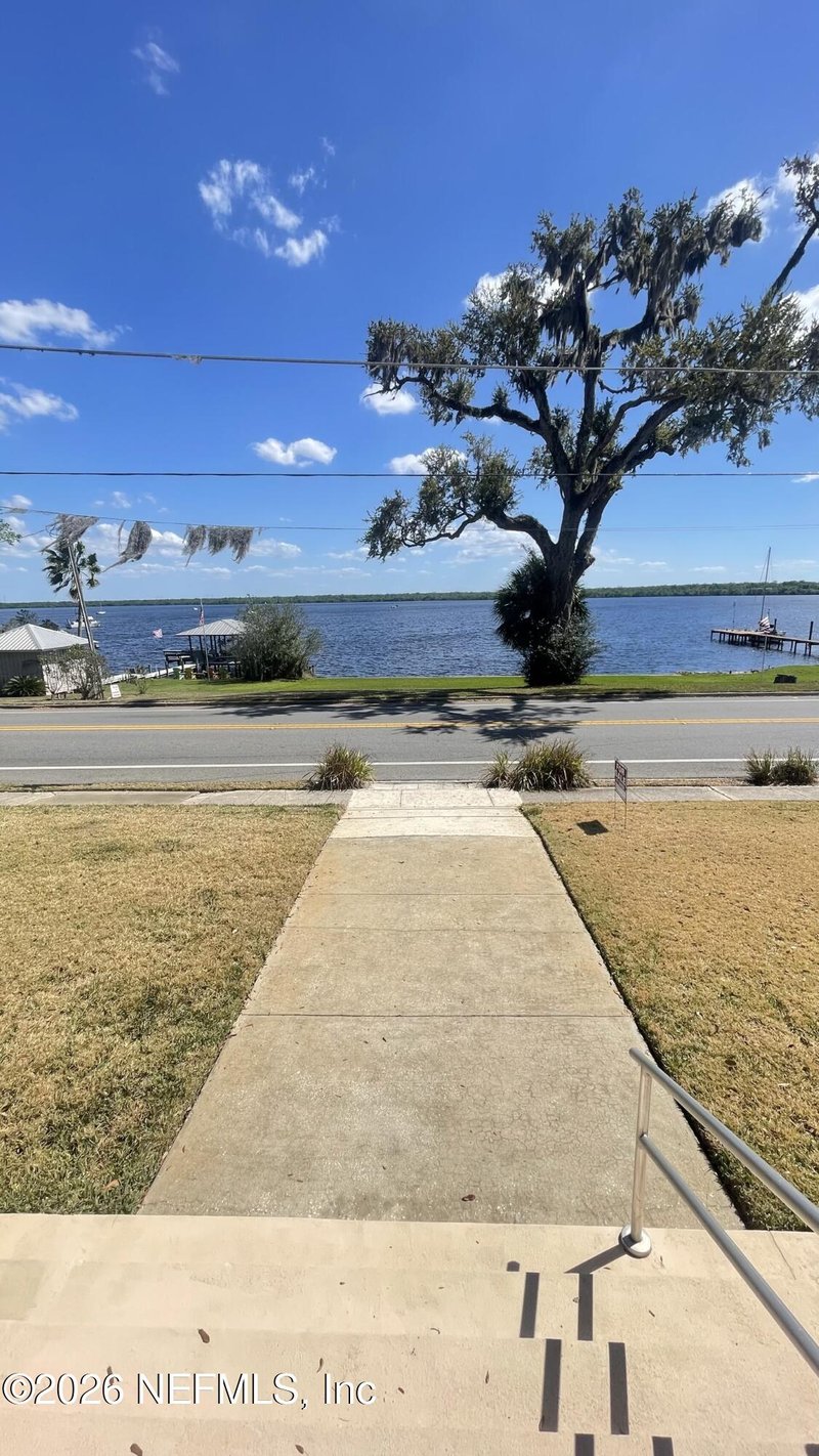 520 River St, Palatka, FL 32177